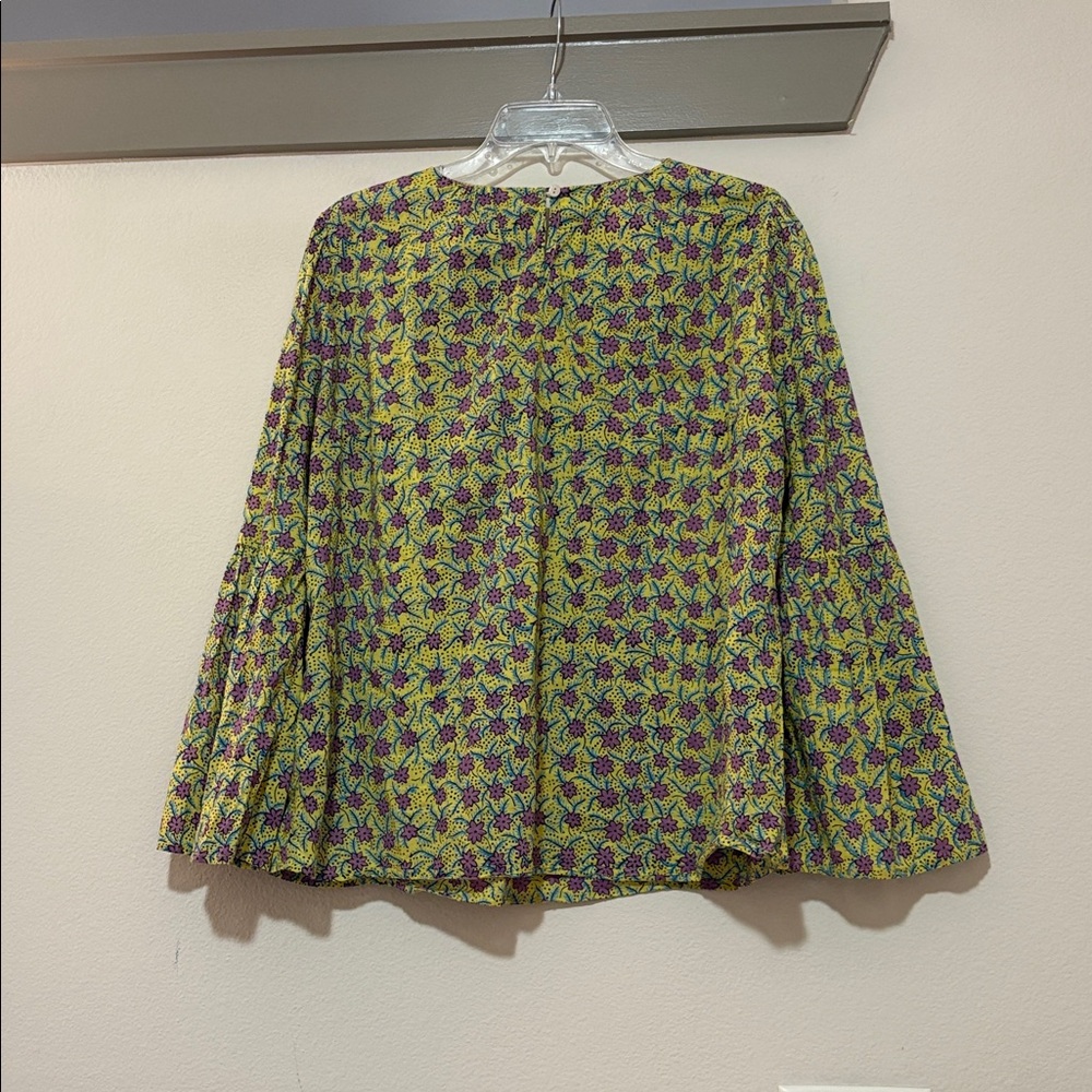 Banjanan Yellow Floral Bell Sleeve Blouse SZ L EUC - Picture 2 of 5